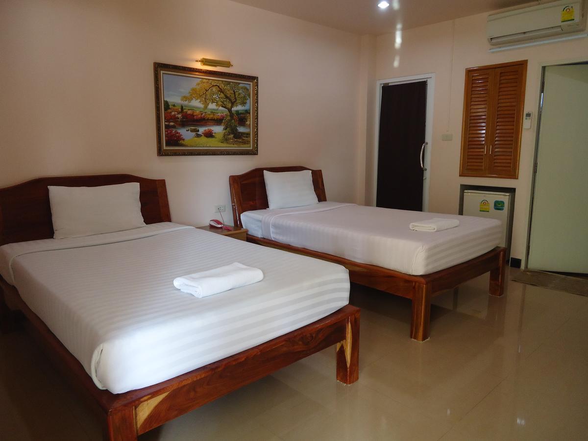 Phadaeng Hotel Ubon Ratchathani Zewnętrze zdjęcie